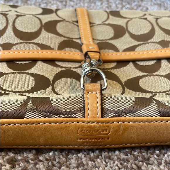 Coach Brown and Tan Hampton Shoulder Bag with Signature Design - Picture 2 of 5